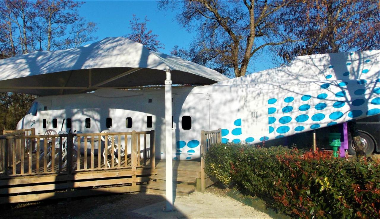 Camping Insolite Le Haut Village Saint-Michel-Chef-Chef Eksteriør billede