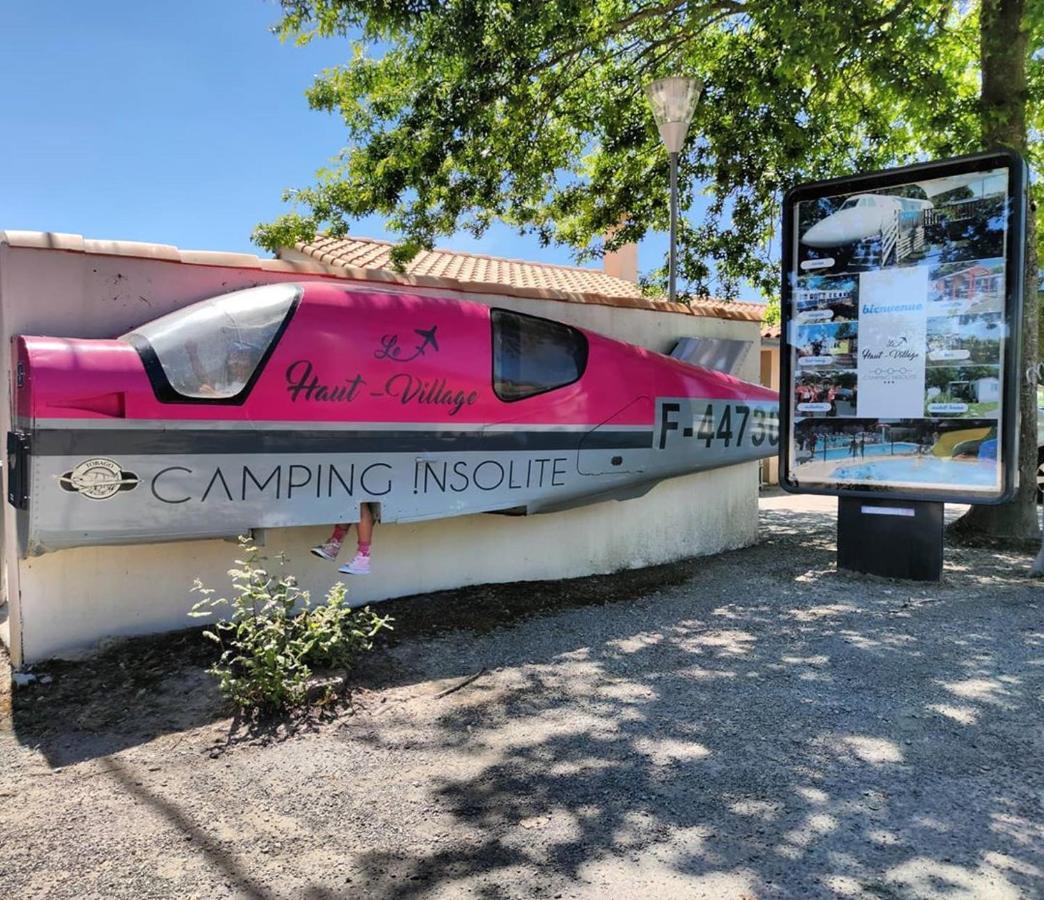 Camping Insolite Le Haut Village Saint-Michel-Chef-Chef Eksteriør billede